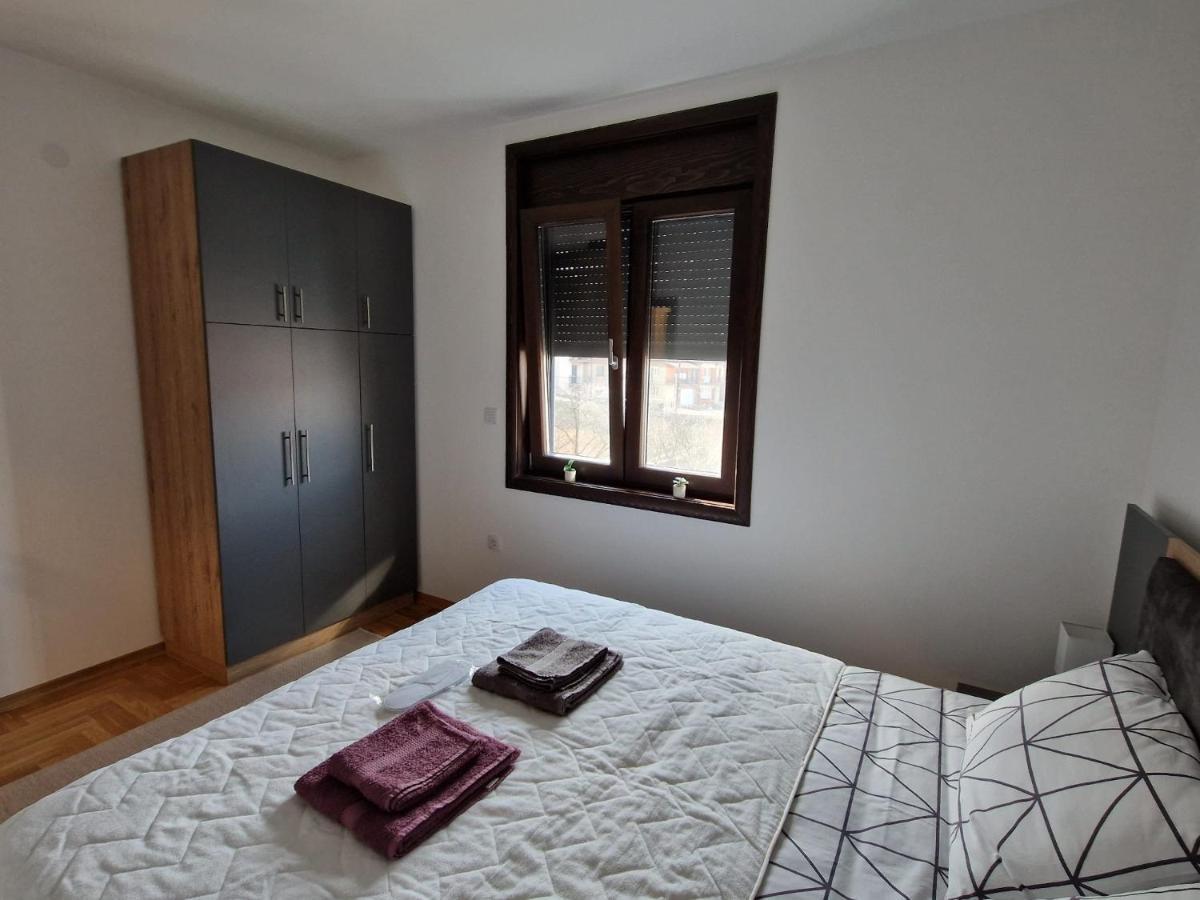 Mb Lux Appartement Vrnjačka Banja Buitenkant foto
